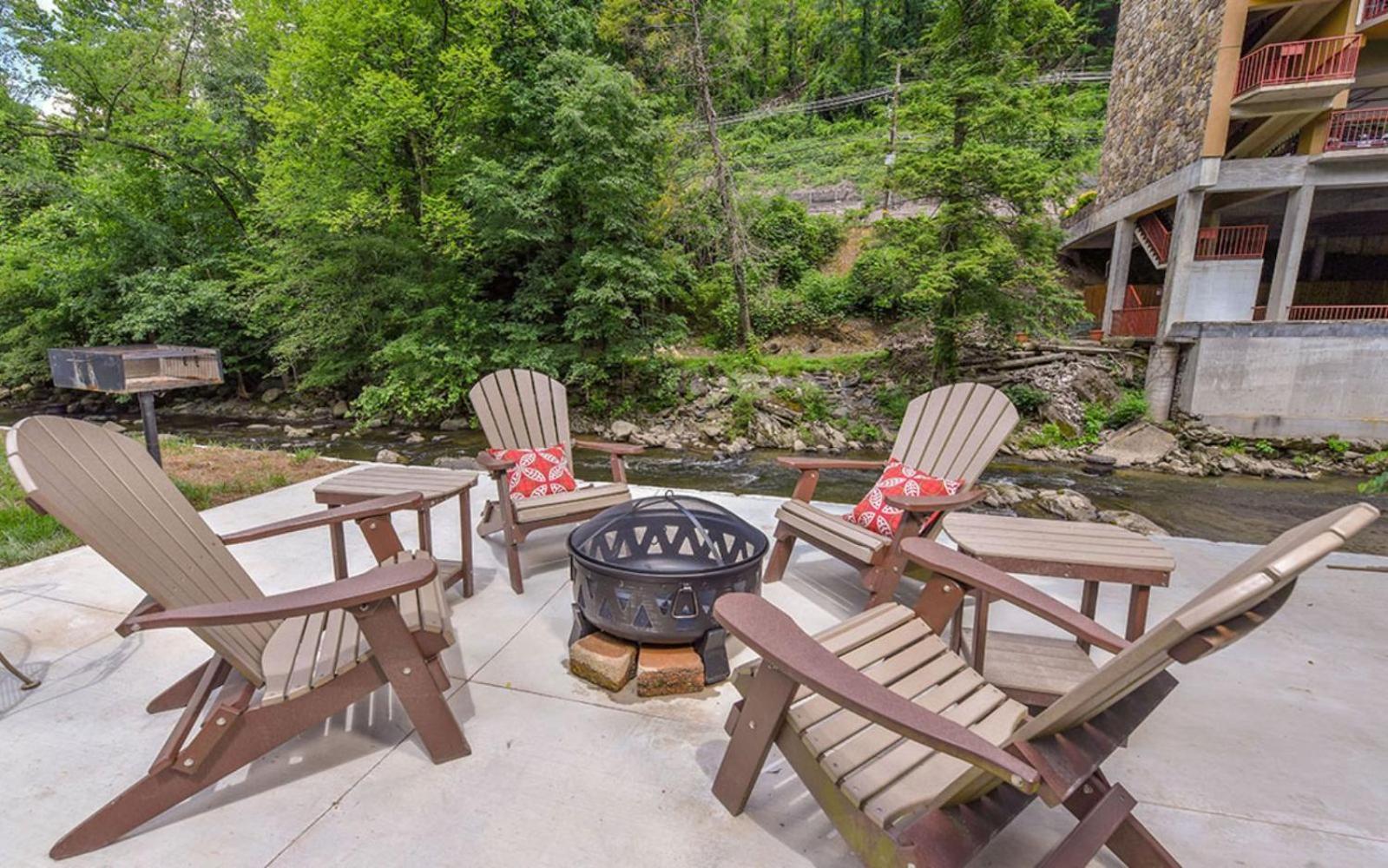 River Romance Gatlinburg Exterior photo