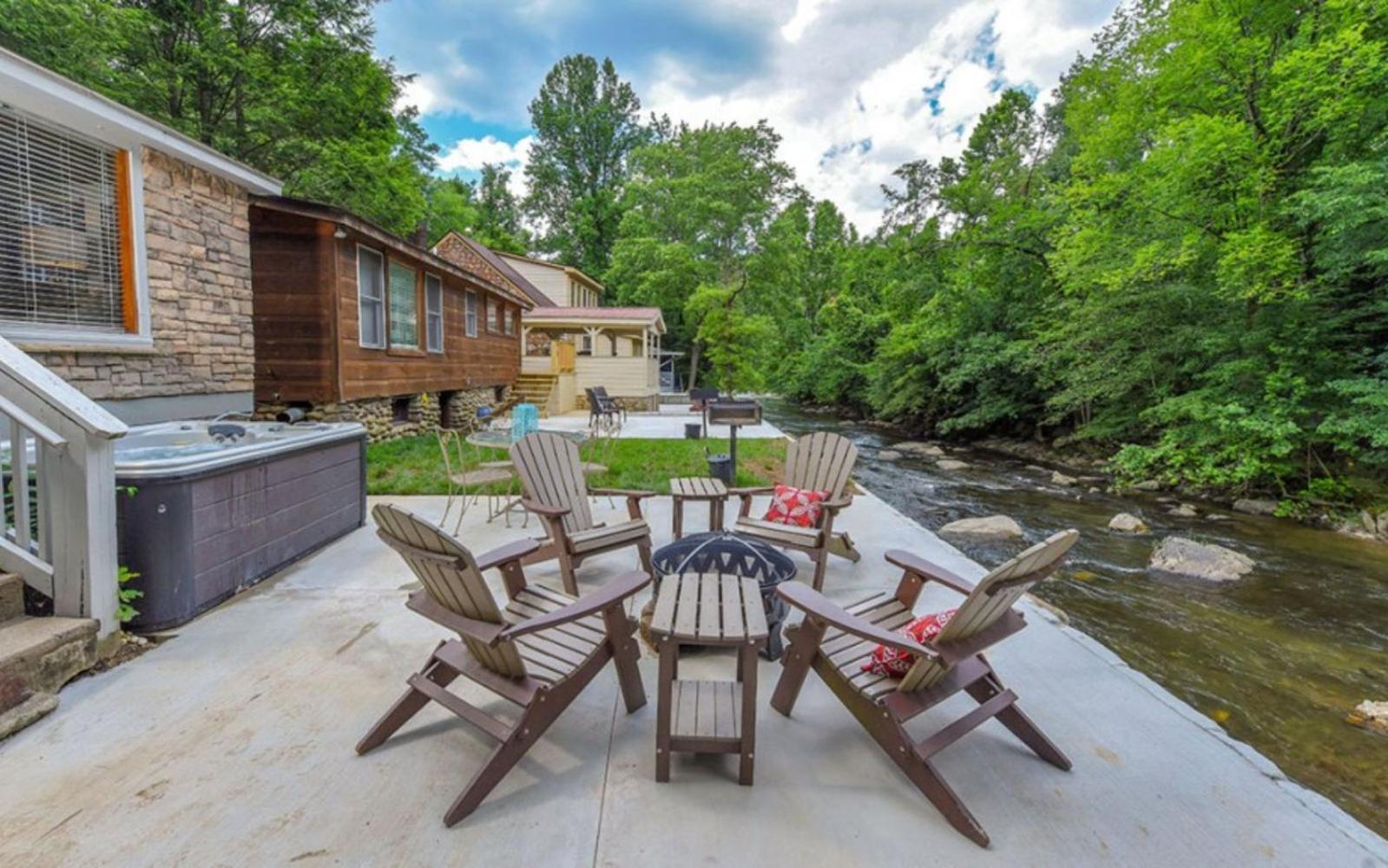 River Romance Gatlinburg Exterior photo